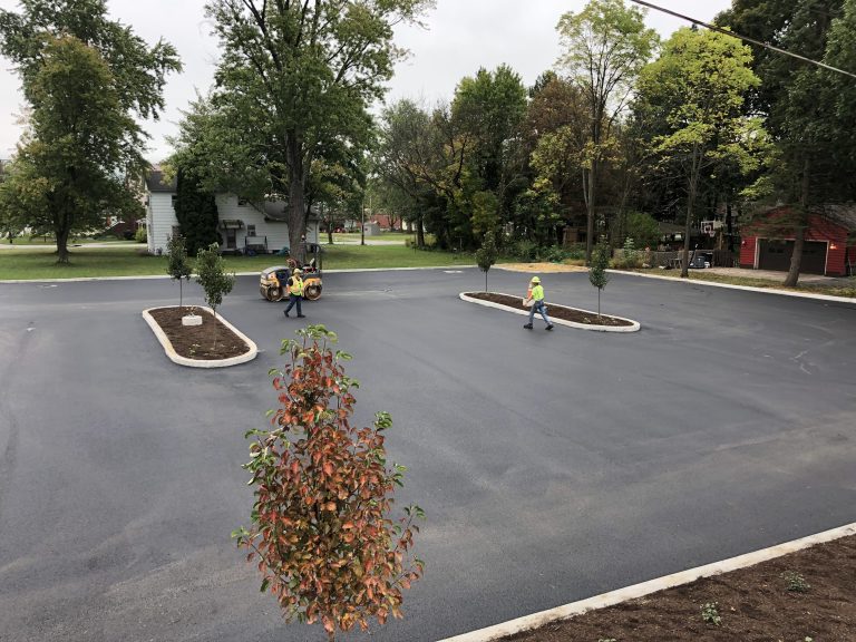 Restaurant_Parking_Lot-Altoona-PA