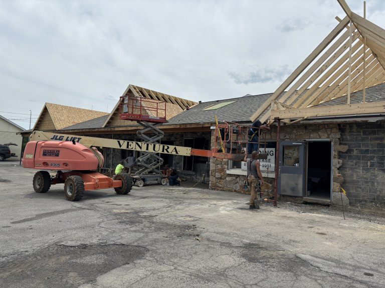 Retail_Plaza_Altoona_01